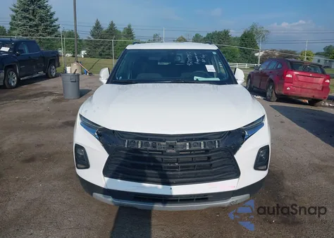 2021 Chevrolet Blazer Awd 2Lt from USA, damaged, VIN 3GNKBHRS4MS521282